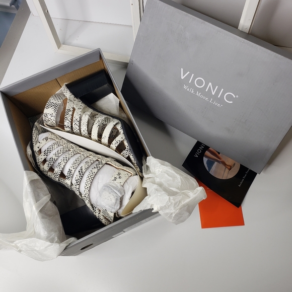 Vionic Sami Snakeskin Leather Strappy Stacked Heel Coushioned Gladiator Sandals - Picture 5 of 16